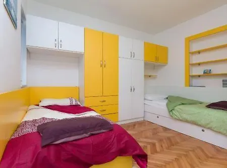 Charming In Centre Apartman Omiš