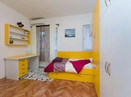 Charming In Centre Apartment *
