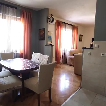 Apartment Charming In Centre